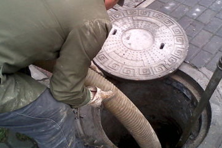 下水管道改造维修,富拉尔基沿江抽水马桶怎么通|马桶堵了的方法